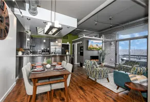 Luxury Condo in Akron Northside District - Image 3