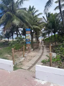Oceanfront Beach House in a Gated Community - Image 4