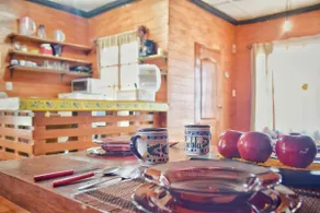 Cabin and garden, equipped, central. Lake view - Image 3