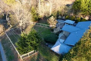 Secluded Getaway w/ Hot Tub, BBQ & Fence. Near TN - Image 5