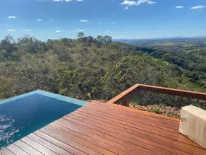 Lux Lodge - Image 4