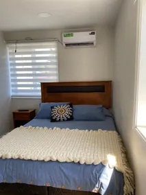 Single room with private bathroom - Image 5