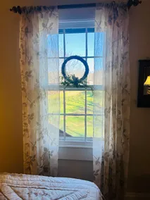 Red Farmhouse Getaway - Image 5