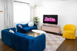 Maximalist 3BR Home close to Downtown & Airport - Image 2