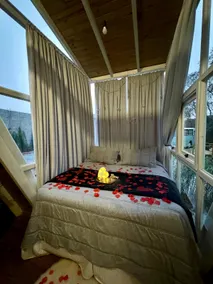 Chalet with hot tub and breakfast on the Wine Route - Image 2