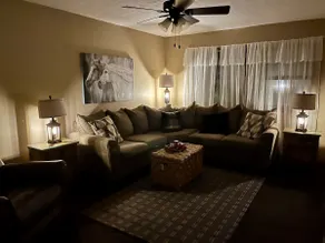The Paddock • South Ashland Retreat • Near KDMC - Image 3