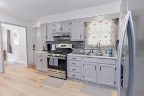 Pet-friendly, PrivateBackyard, 1 mile HPU & DwnTwn - Image 5