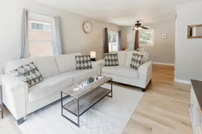 Pet-friendly, PrivateBackyard, 1 mile HPU & DwnTwn - Image 2