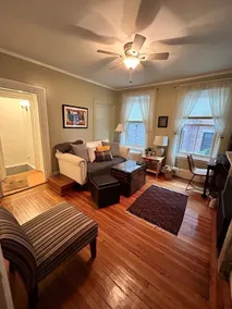 Charming and Historic Apartment - Image 5