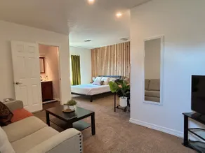 Cozy & Private Poolside Suite • 15 min ASU/Airport - Image 4