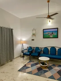 White Home Stay - Image 3