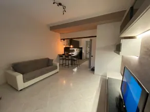 Eva and Zoe's home - Image 4