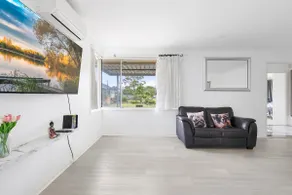 Contractors Welcome Spacious 4BR Free Parking - Image 2