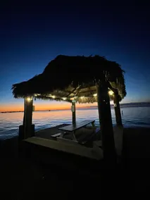 Sunsets and Turtles at Moon Bay Key Largo 24' Boat Lift - Image 2