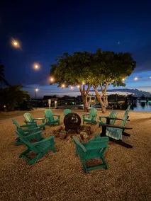 Sunsets and Turtles at Moon Bay Key Largo 24' Boat Lift - Image 4