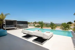 Trapezia Luxury Living- Alexandrite - Image 3