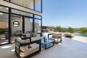 Trapezia Luxury Living- Alexandrite - Image 4