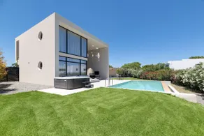 Trapezia Luxury Living -Morganite - Image 2
