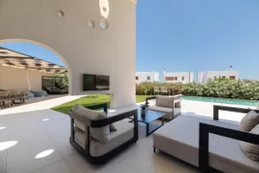 Trapezia Luxury Living -Morganite - Image 4