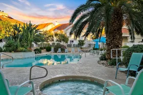 Paradise Valley area condo with heated pool and gym,  near Mayo Clinic. - Image 3
