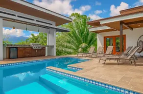 Uvita Villa: Infinity Pool & Panoramic Views - Image 5
