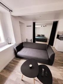Apartment in an ideal location. - Image 5