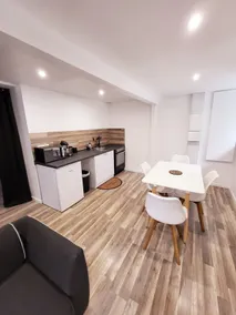 Apartment in an ideal location. - Image 4