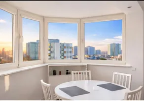 Beautiful apartment by the metro.Parking included. - Image 4