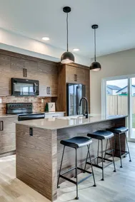 Luxury Townhome in Sylvan Lake - Image 3