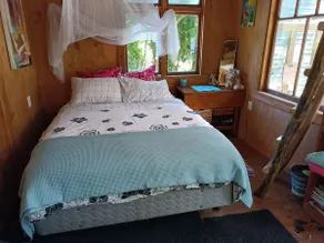 Gumboot Paradise Eco Stay - Image 5