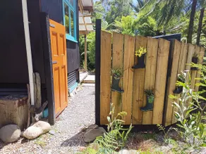 Gumboot Paradise Eco Stay - Image 3