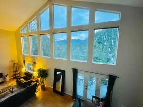 Amazing Views, Rafting, EV, Hot Tub, Hot Springs - Image 5