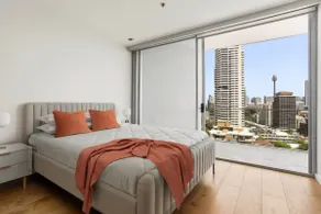 Stylish Double Storey Apt and Harbour Bridge Views - Image 4