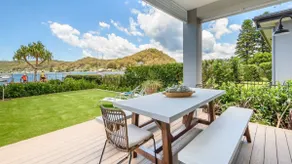 Waterfront apartments, walk to Ettalong restaurants & cafes - Image 4