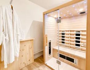 Le SPA Étoilé – Balneotherapy Bathtub and sauna - Image 2