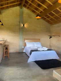 White stone cottage - Image 2