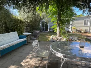 Artsy Garden Cottage Near Airport • Walk to Park - Image 2