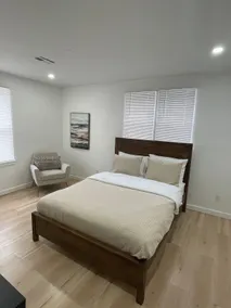 2nd fl Modern 2 Bedroom Apt - Image 3