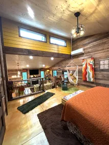 Escape to a Secluded Cabin for a Couple *Hot Tub* - Image 4