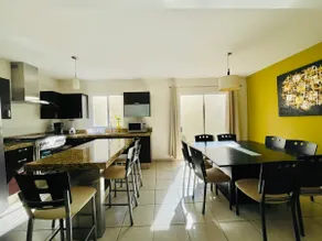 Casa Anaya, air-conditioned, near Costco - Image 2