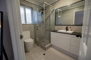 Urban Oasis Hideaway - Image 4