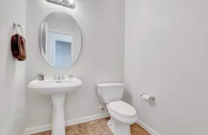 Spacious Comfort Home - Image 5