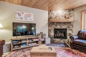 Mtn cabin w/ fireplace, deck & firepit! - Image 5