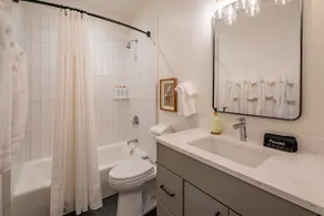 Sunlit Suite - Image 5