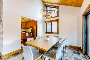 3BR mountain gem - views, skiing, hiking & golfing - Image 4