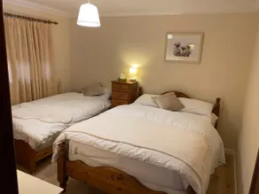 Cosy Highlands Cottage - Image 4