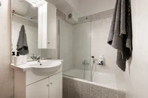 Spartan Gem Apartment - Image 5