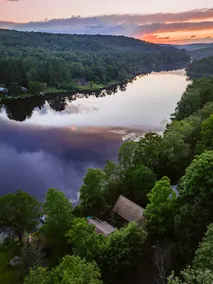 Cozy Catskills cabins on the lake @twogoodcabins - Image 4