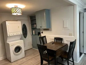 Mom’s house - Image 3