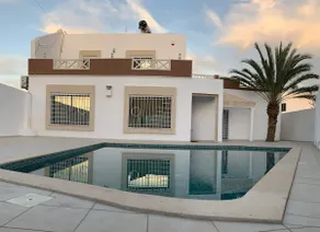 Dar Midoun Villa + Private Pool with No Overlooking. - Image 2